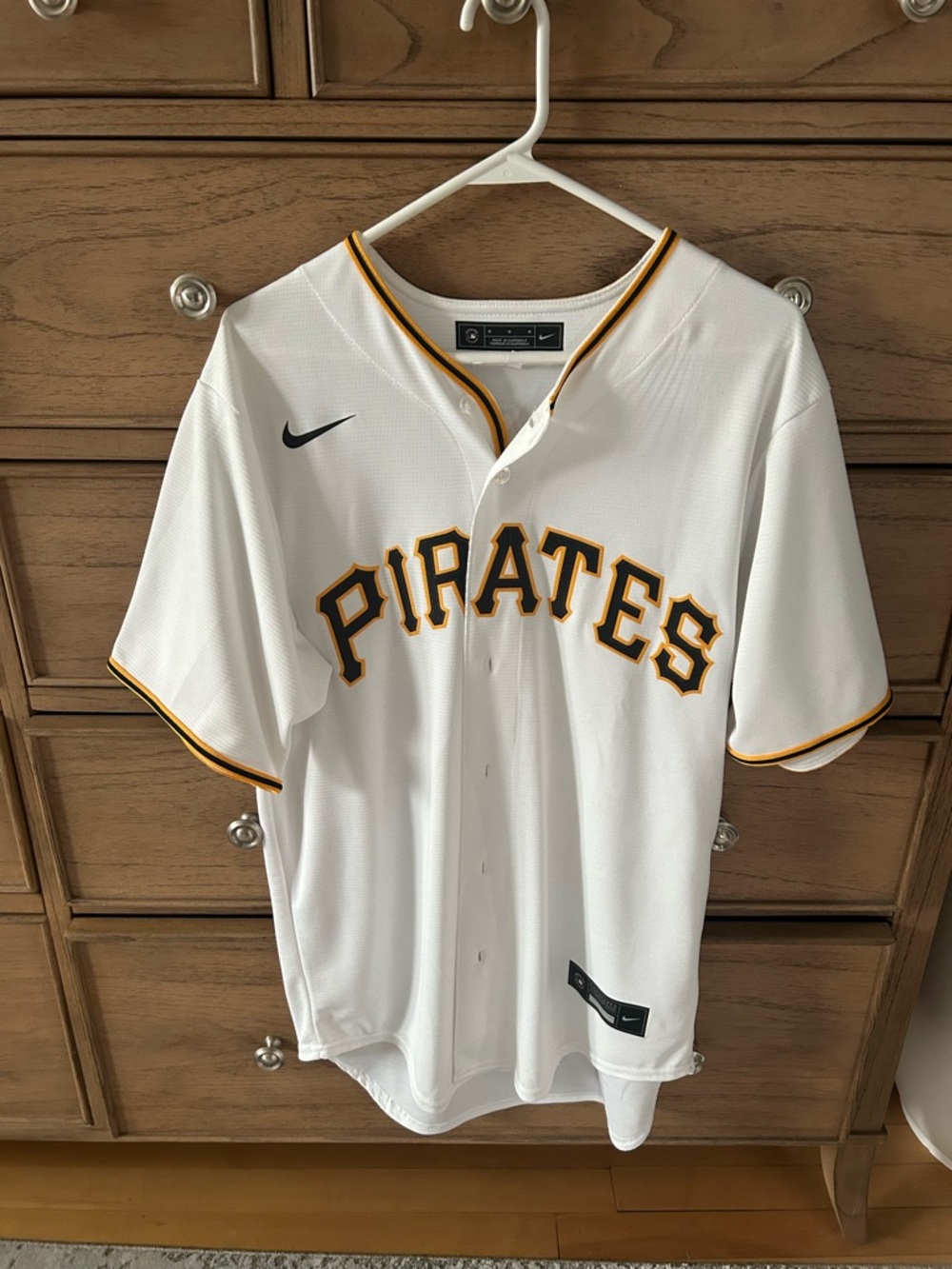Nike Pittsburgh Pirates Roberto Clemente White Baseball Jersey, size Medium